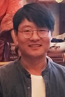 1-2104061620514Y.png 资深导演:张万龙(图1)